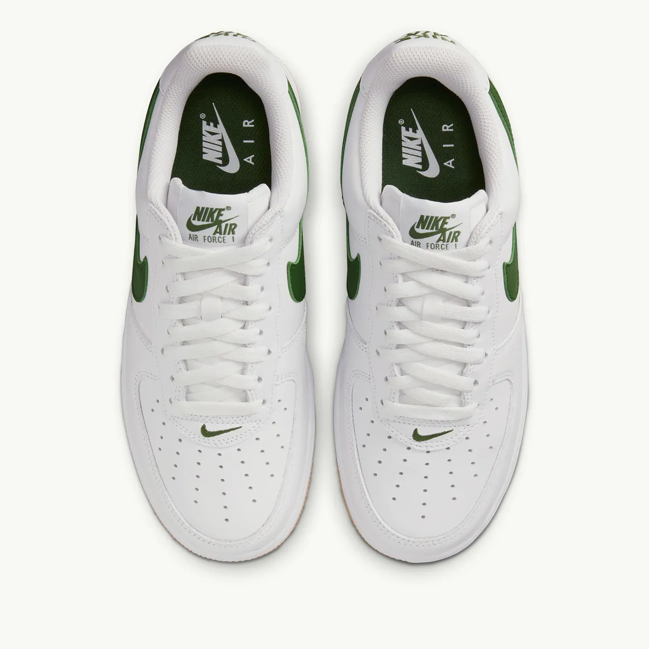 AIR FORCE 1 LOW RETRO QS WHITE FOREST GREEN GUM YELLOW