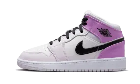 Air Jordan 1 Mid Barely Grape