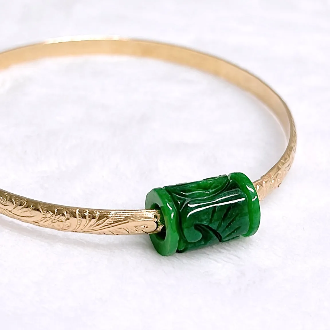 Bangle ALII - Tube carved jade bead (B567)