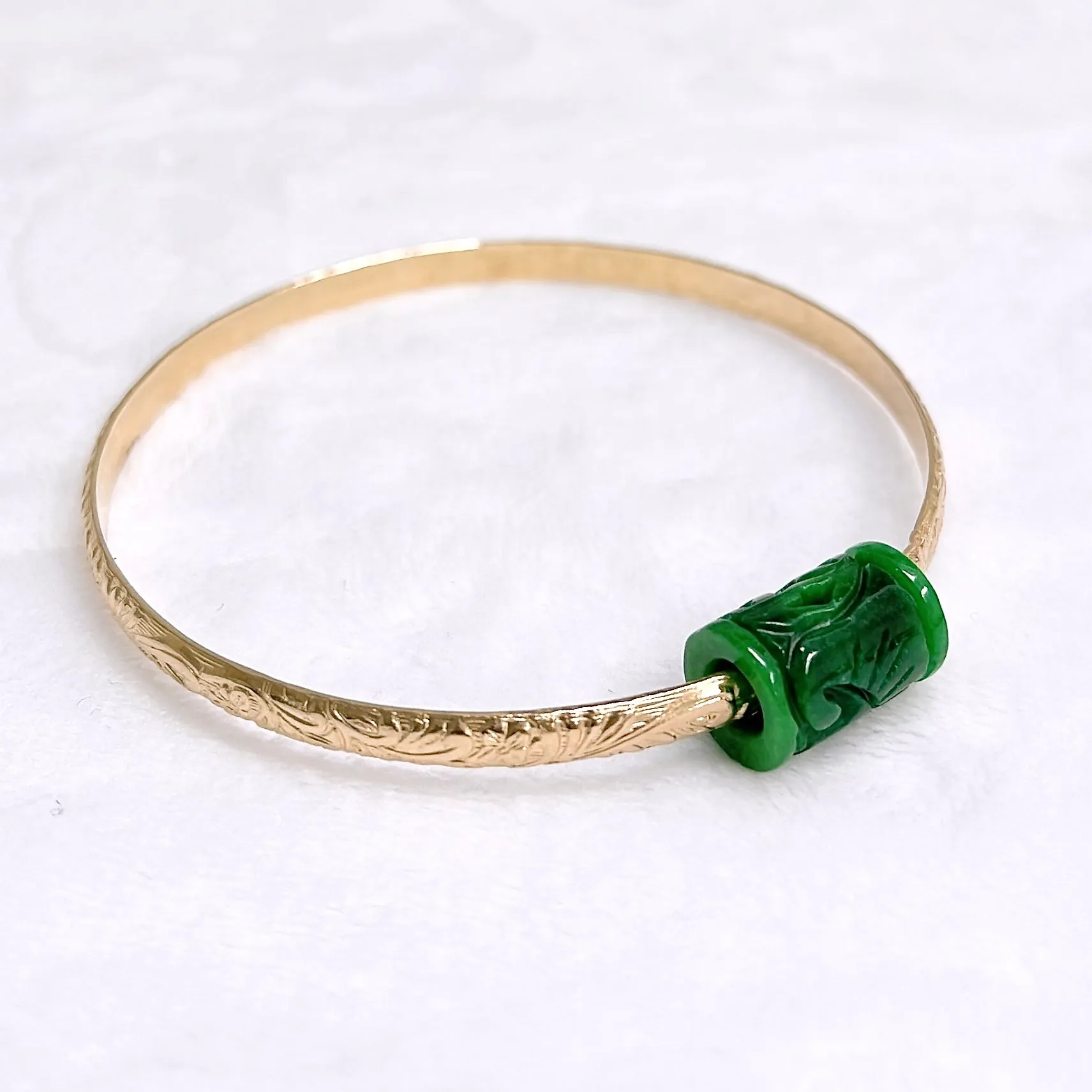 Bangle ALII - Tube carved jade bead (B567)