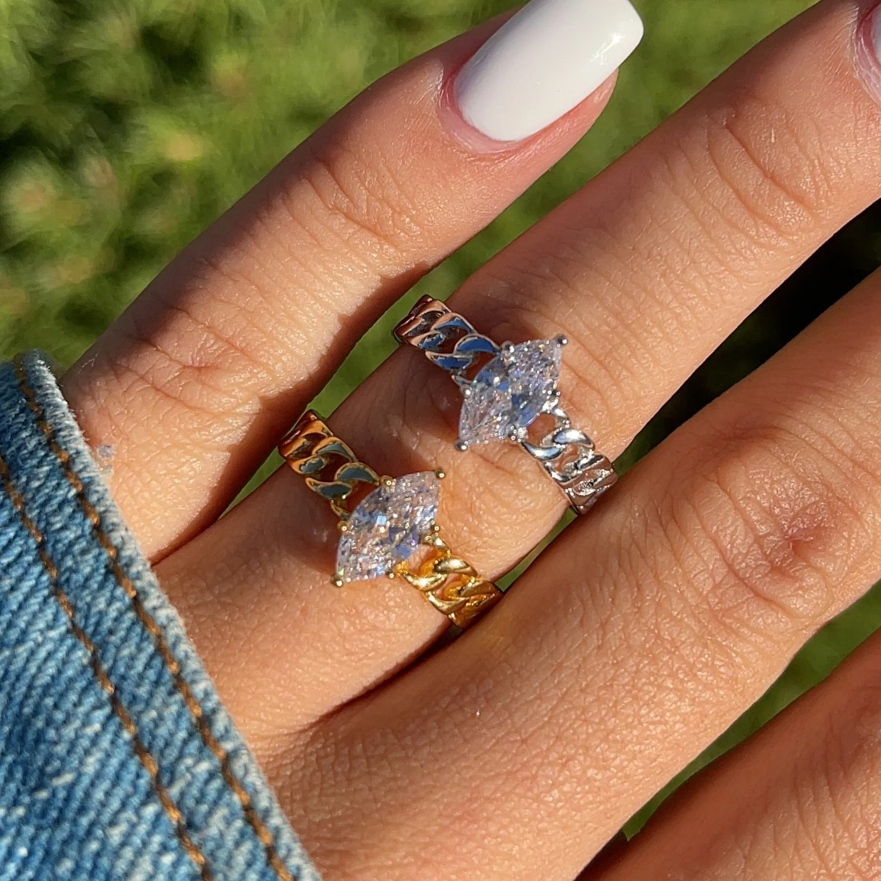 ELANA MOISSANITE RING