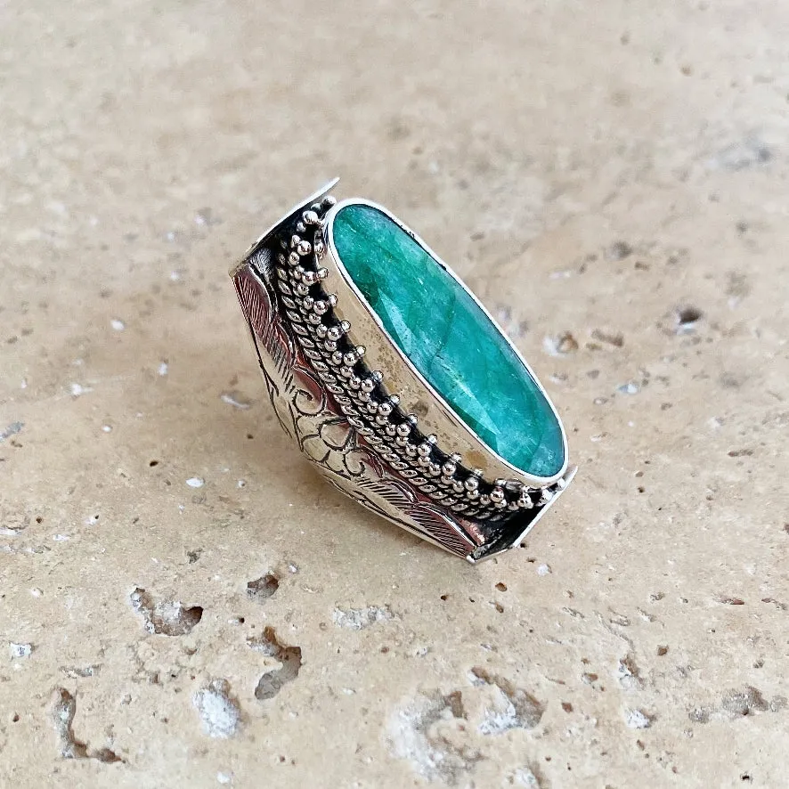 Emerald Quartz Ring - Devani