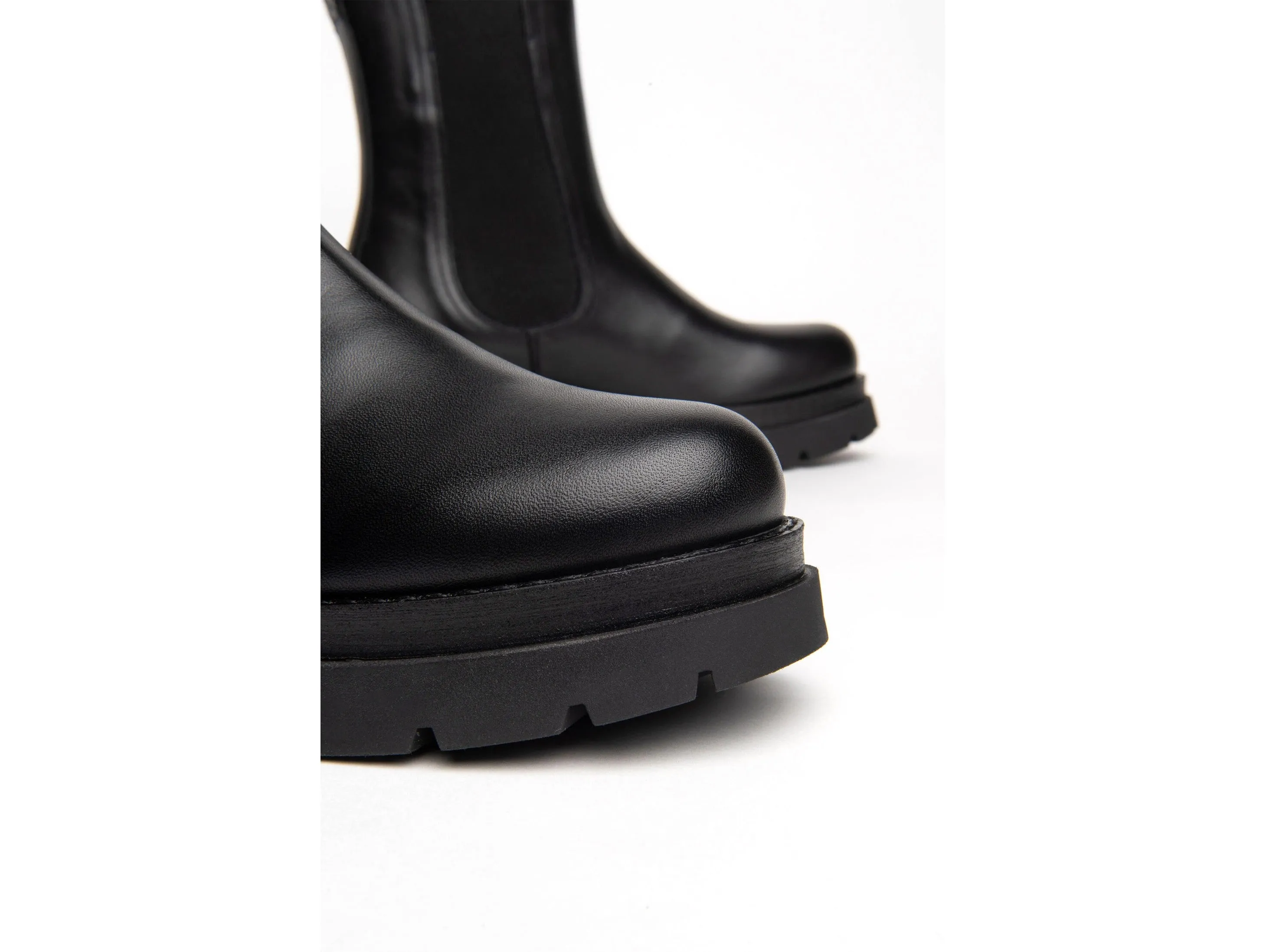 NeroGiardini Stivaletti Invernali Chelsea Boots in Pelle