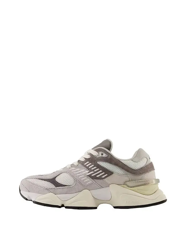 New Balance 9060 Trainers Rain Cloud / Castlerock / White