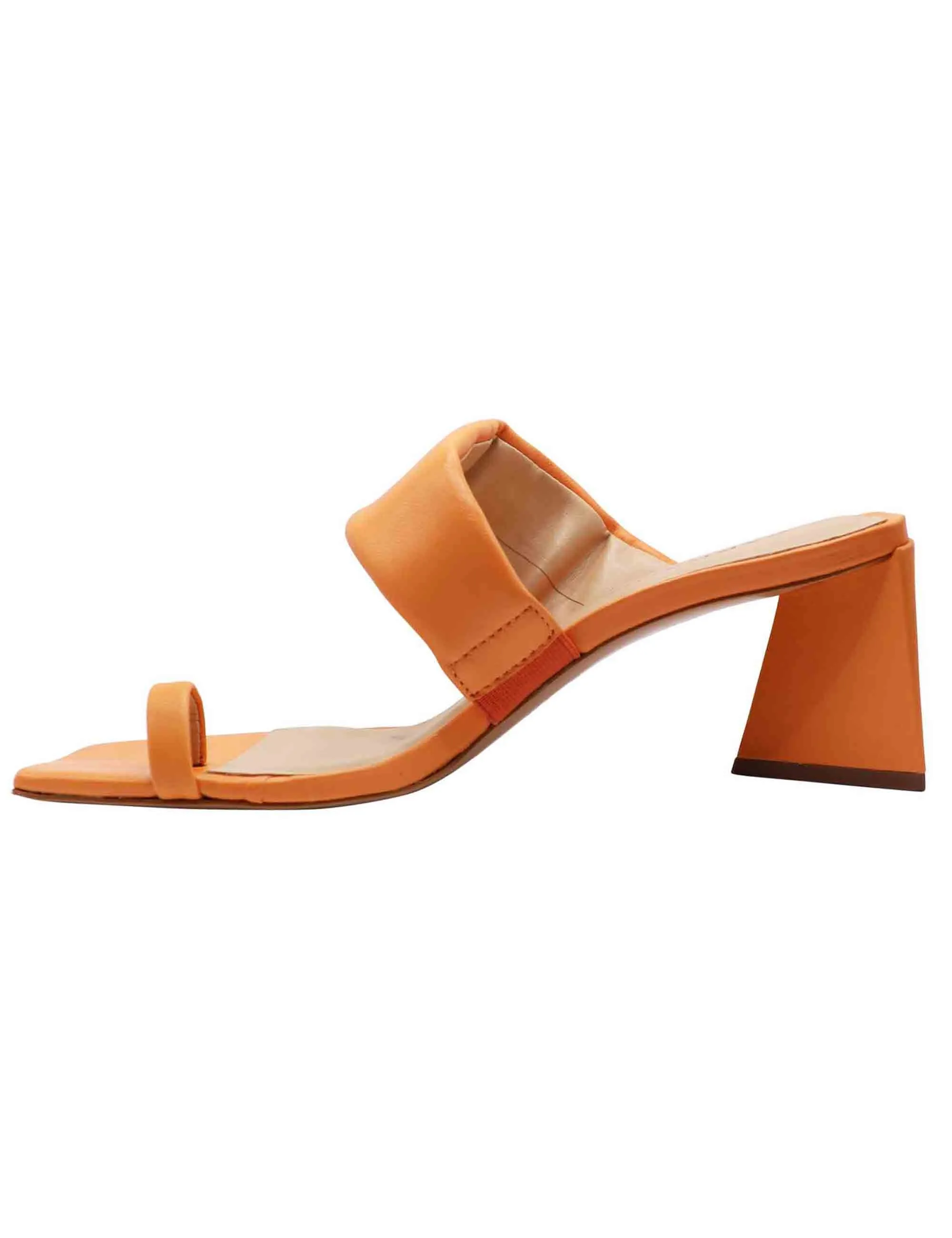 Sandali infradito donna in pelle arancio con fascia e punta quadra