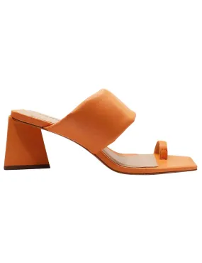 Sandali infradito donna in pelle arancio con fascia e punta quadra