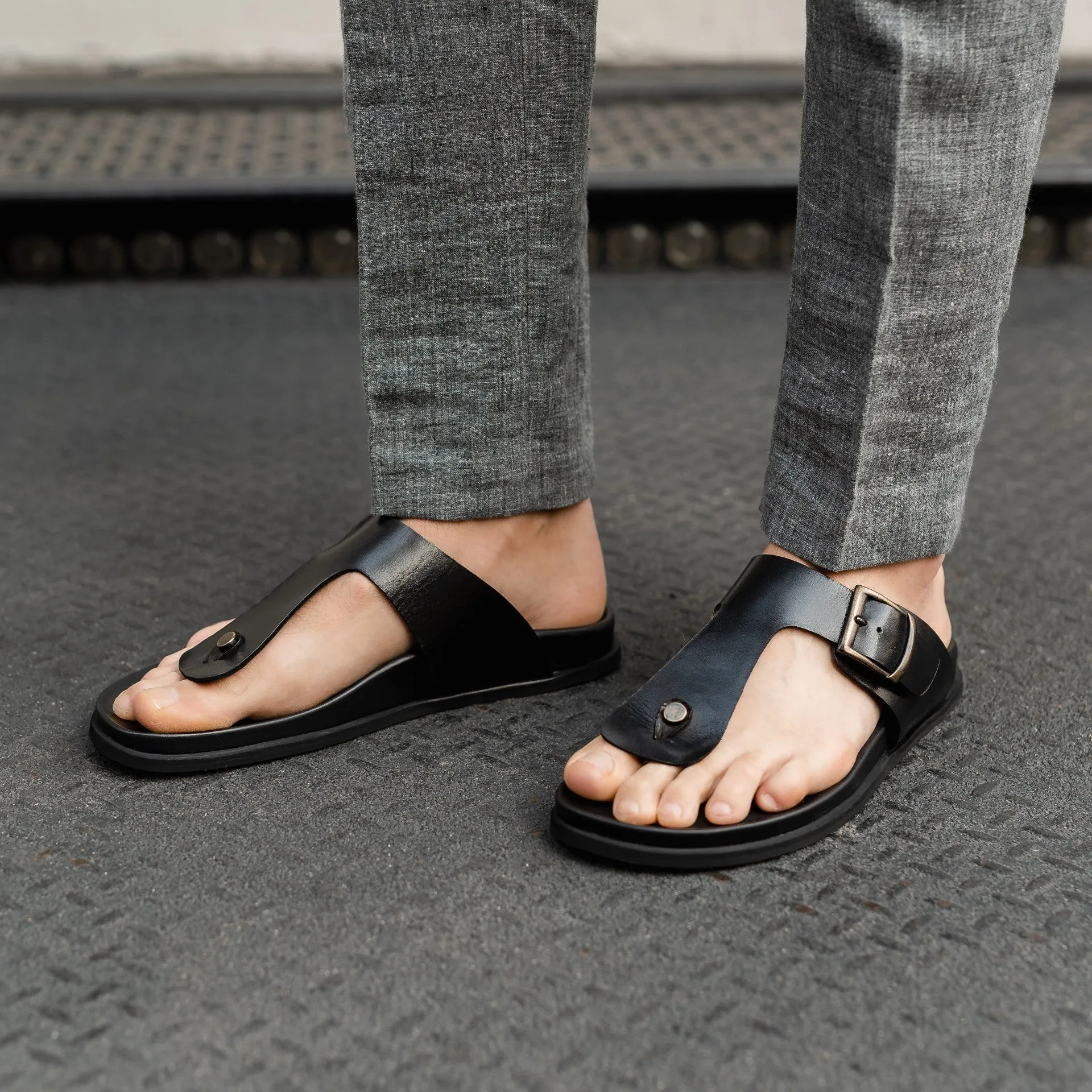 The Crusoe Sandal - Nero