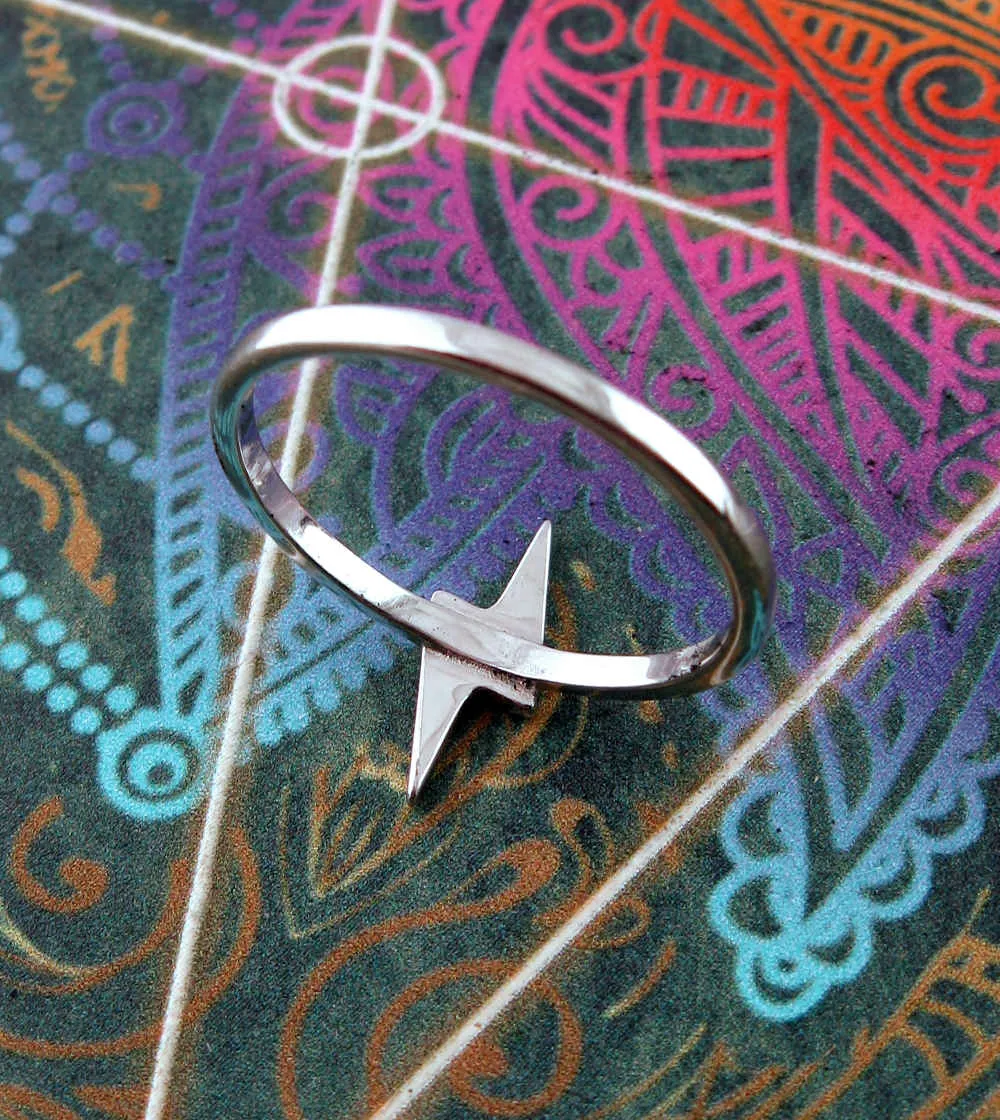 Two-Pointed Lightning Bolt Symbol Ring