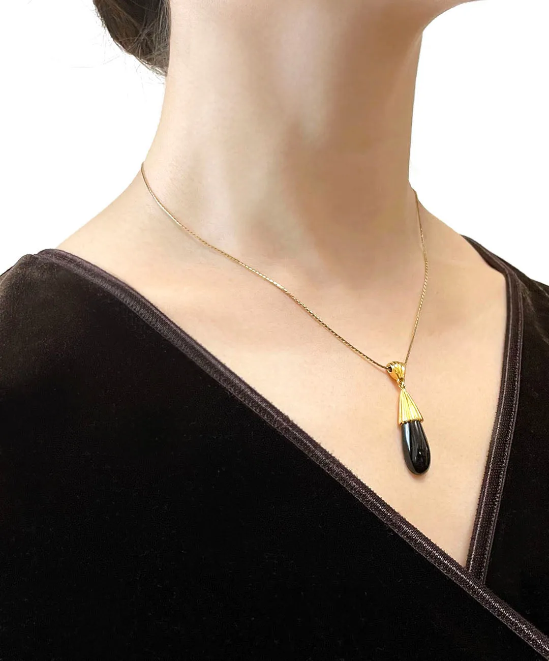 【USA輸入】ヴィンテージ MONET ブラック カボション ネックレス/Vintage MONET Black Cabochon Necklace