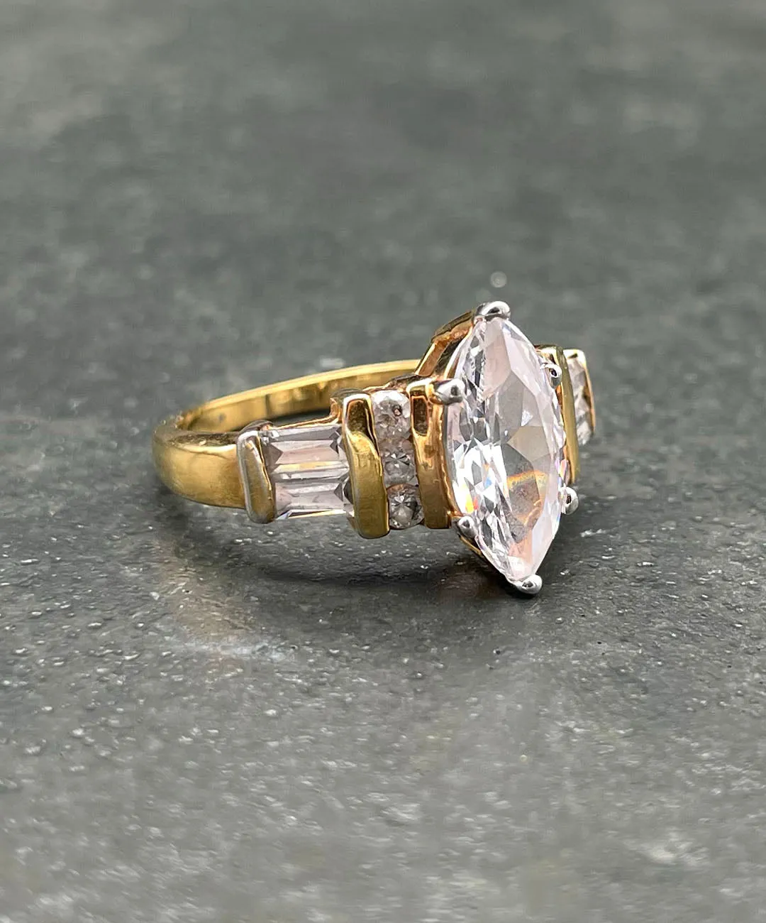 【USA輸入】ヴィンテージ クリア ビジュー リング/Vintage Clear Bijou Ring